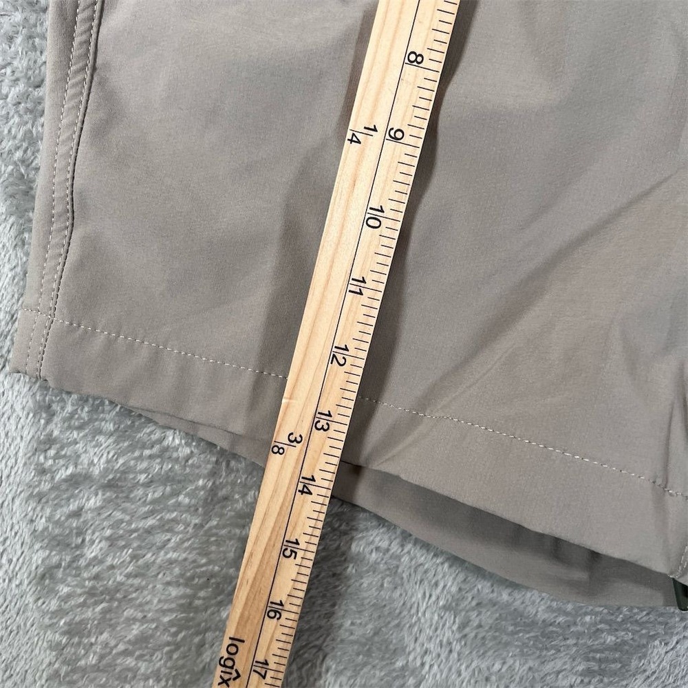 Eddie Bauer Travex Women's Shorts Size 10 Beige Activewear Running Hiking - Picture 2 of 8